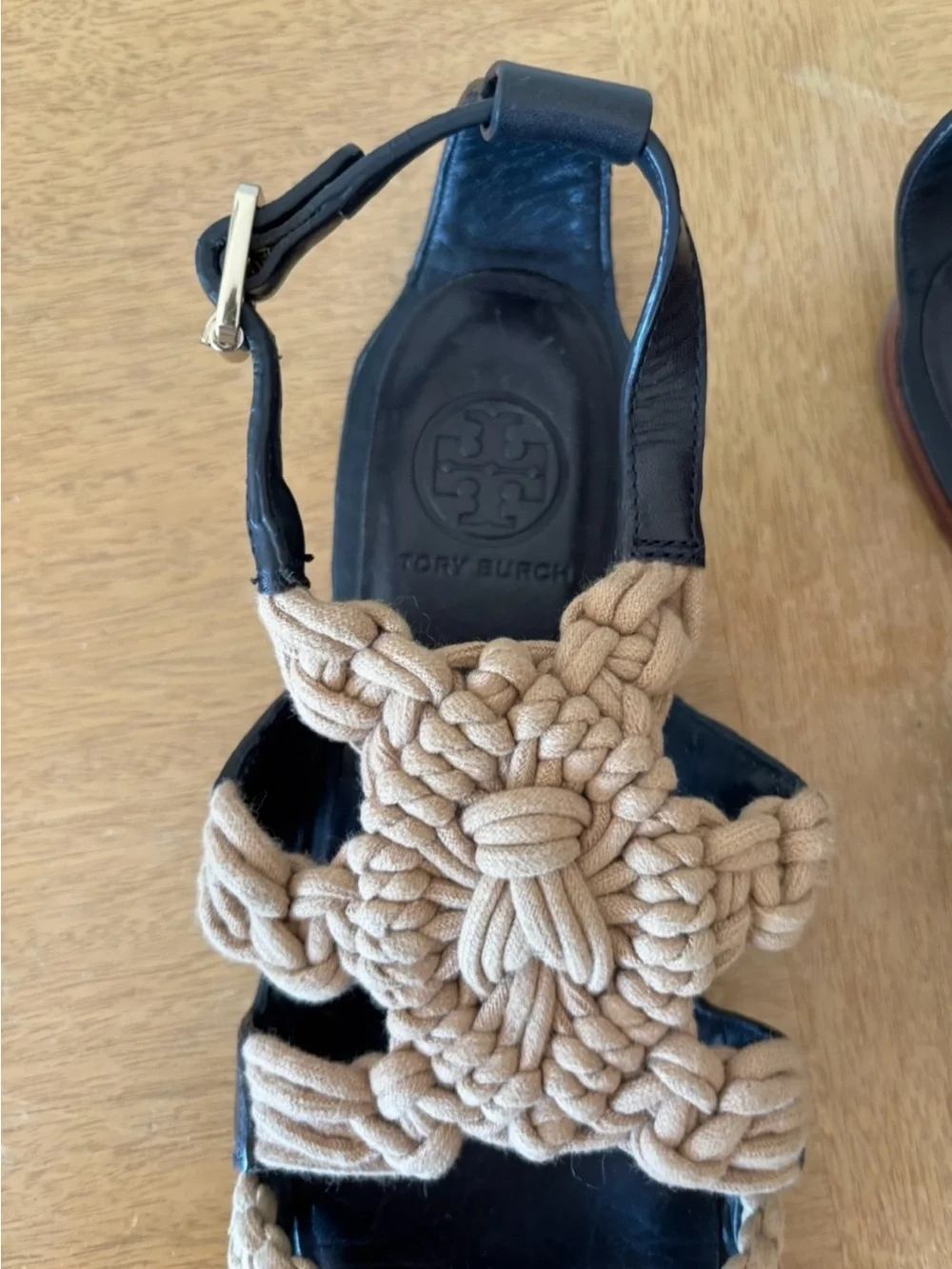 Tory Burch Macrame Fleur Sandals Woven Leather Slingback in Beige and Black